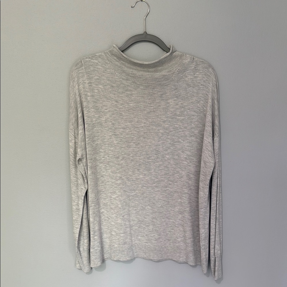 Treasure & Bond Heather Gray Knit Top - worn once!